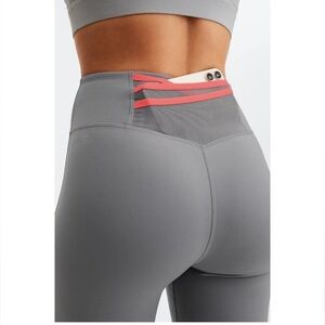Fabletics Trinity Motion 365 High-Waisted Pocket Leggings- size M